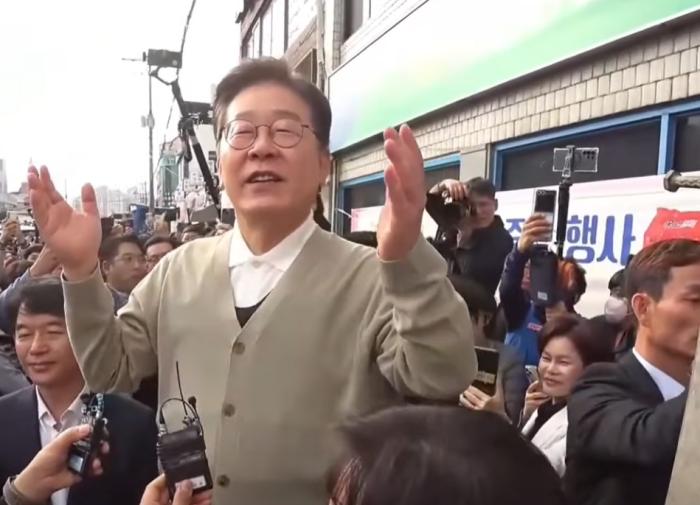 이재명, 충북·충남·전북 돌며 민심 청취…“청년농 현장 목소리 경청” 기사 이미지